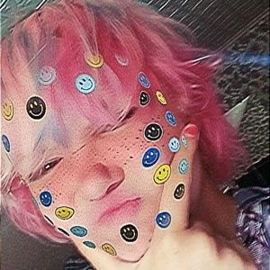 Meet your Posher, Devin